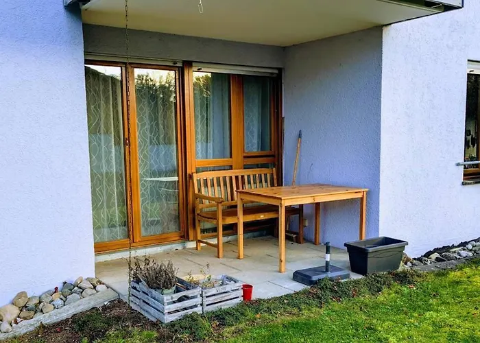 Helle Terrassenwohnung Am Waldrand