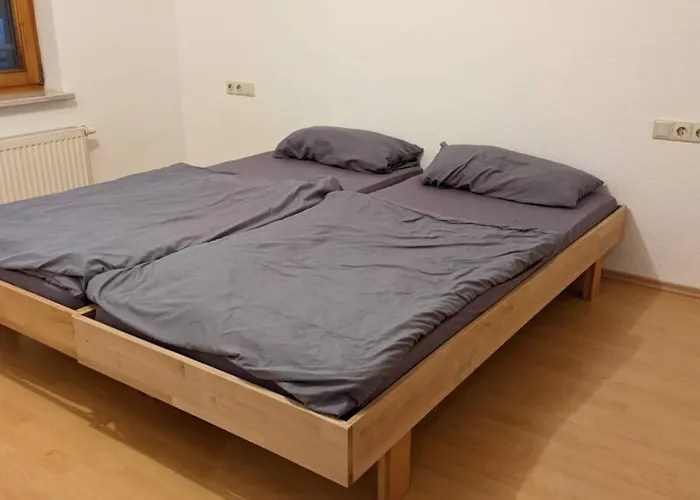 Helle Terrassenwohnung Am Waldrand